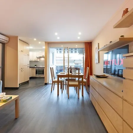 Salou-danubio-center-pool-2bed-portavntura-aa-wifi17 Apartment